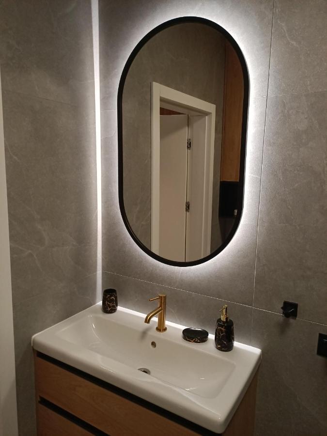 Apartament Maris Gdynia - Srodmiescie - Klimatyzacja - Prywatny Parking Екстериор снимка